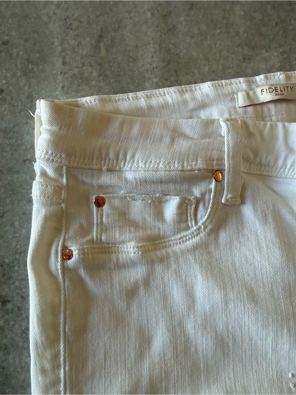 Fidelity Belvedere Crop Skinny Jeans - Distressed white denim - Picture 10 of 13